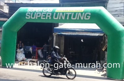 Balon Gate di Padangsidempuan